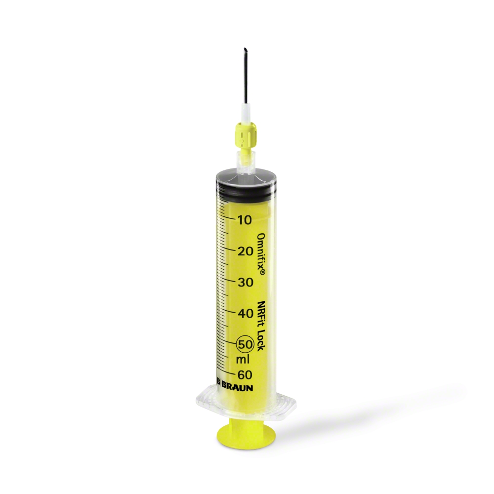 Aspiration needle w/o filter type NRFit-Art.Nr. 8258814 mounted on syringe