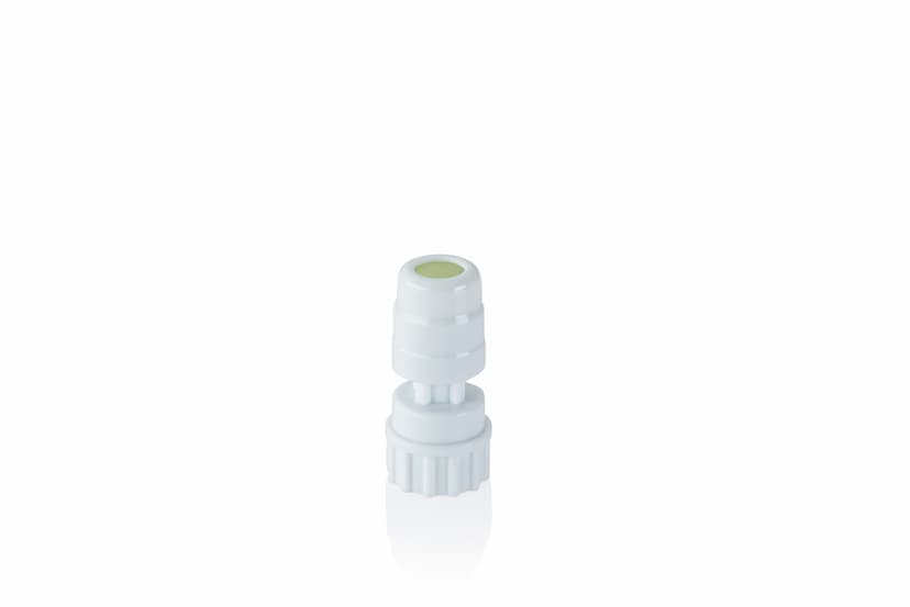 Chemfort luer lock adaptor upright-Picture of Chemfort luer lock adaptor upright