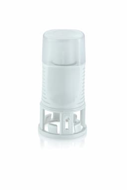 Chemfort vial adaptor-Picture of Chemfort vial adaptor with a protective cap