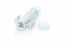 Chemfort Syringe adaptor-Picture of Chemfort Syringe adaptor without a protective cap